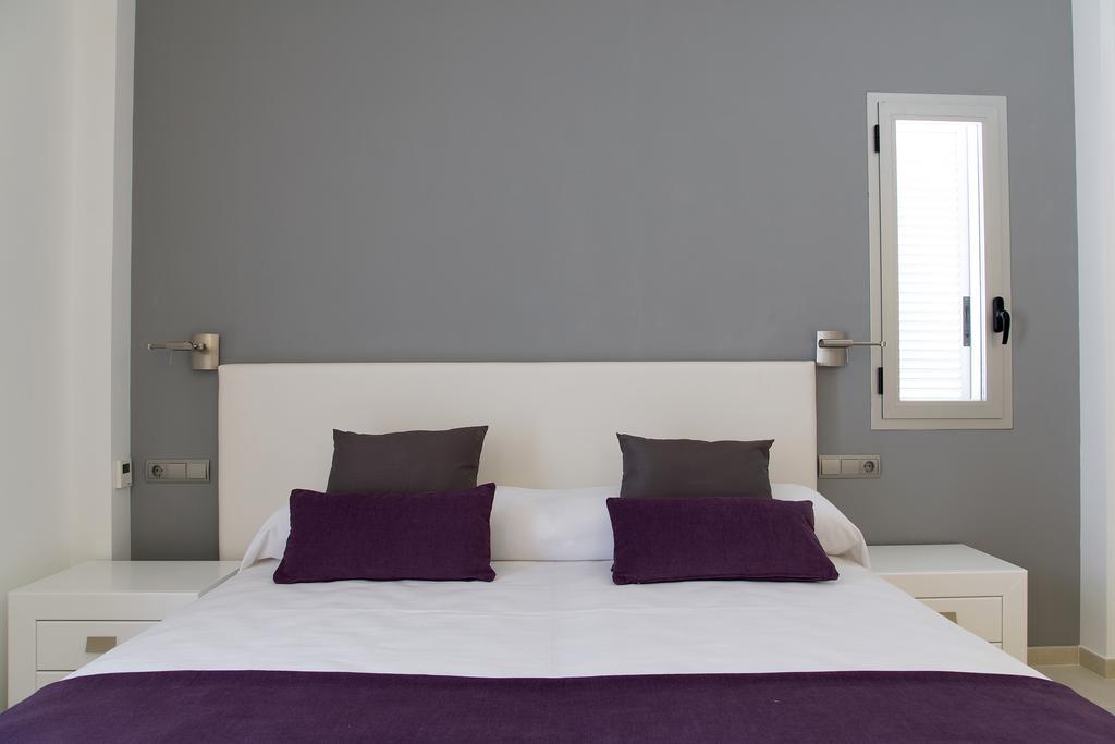 Apartamentos Proa - Emar Hotels Only Adults Es Pujols Δωμάτιο φωτογραφία