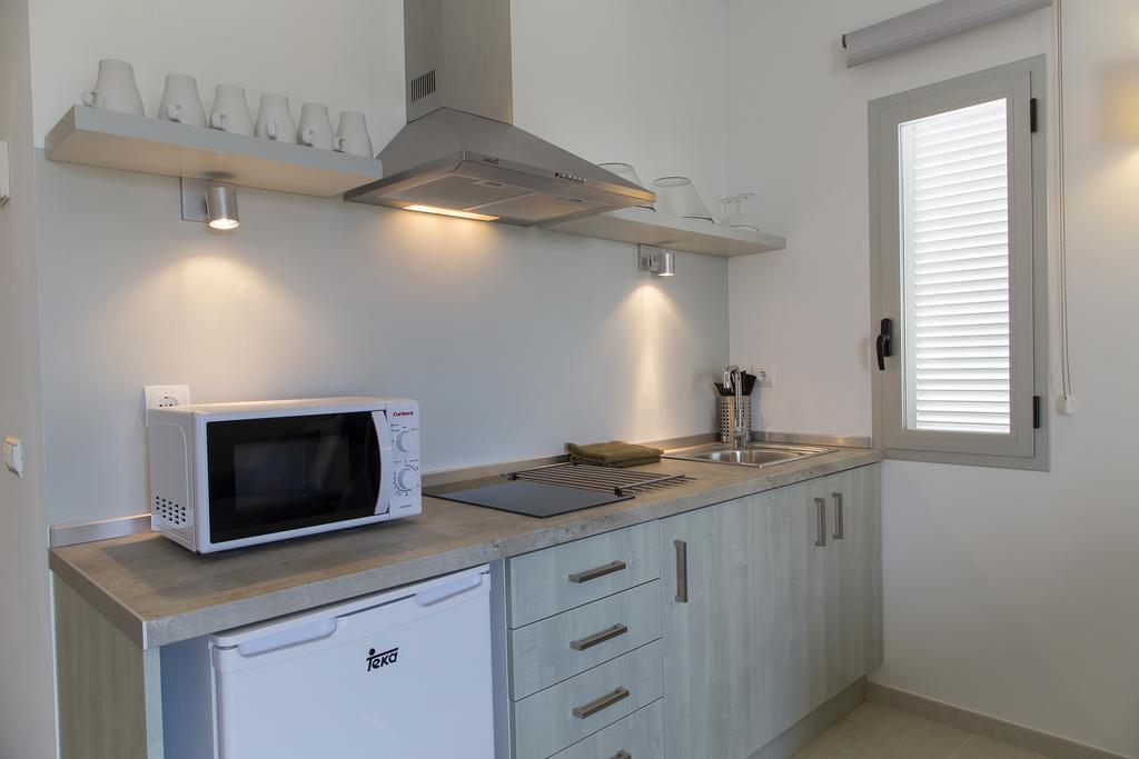 Apartamentos Proa - Emar Hotels Only Adults Es Pujols Εξωτερικό φωτογραφία